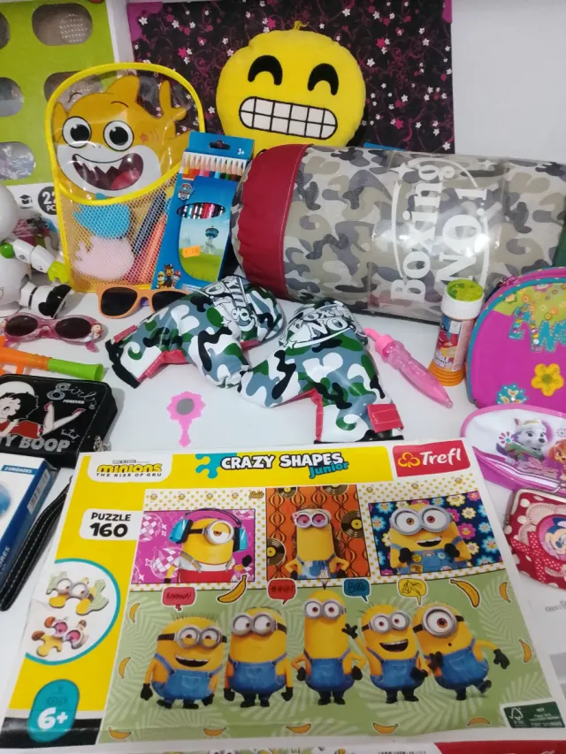 Lote de juguetes infantiles