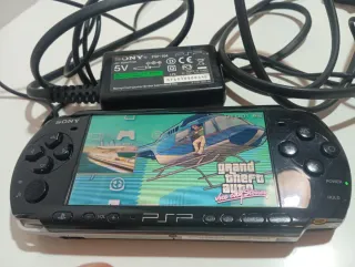 Sony PSP 3004 + GTA Vice City Stories