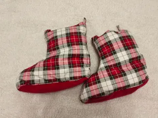 Zapatillas de casa a cuadros rojas