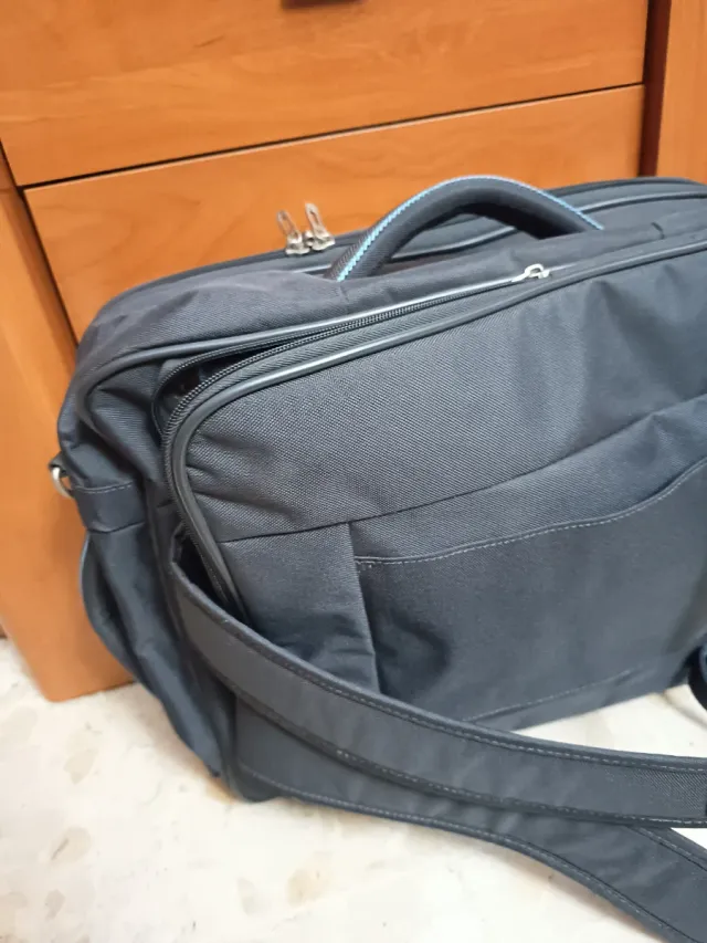 Maleta mochila viajes gris Roncato
