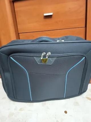 Maleta mochila viajes gris Roncato