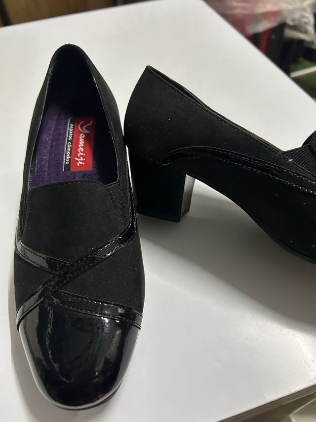 Zapatos Yameiji ante y charol ancho especial