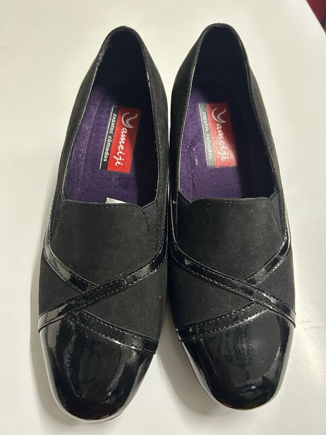 Zapatos Yameiji ante y charol ancho especial