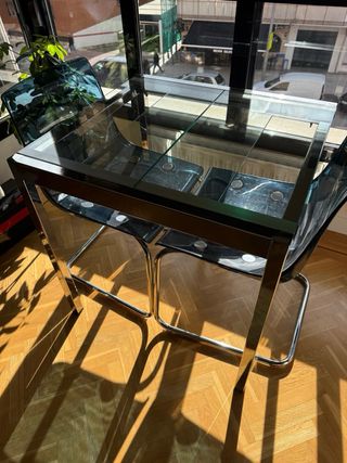 Mesa de ikea modelo glivarp