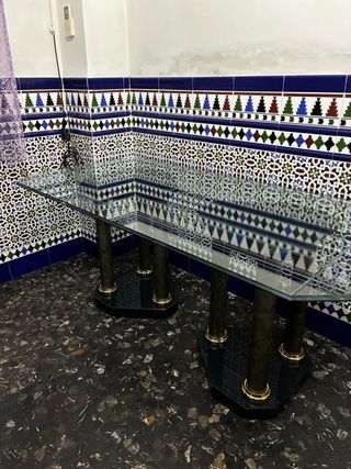 Tavolo in cristallo con 2 colonne in marmo 180 cm di cristallo