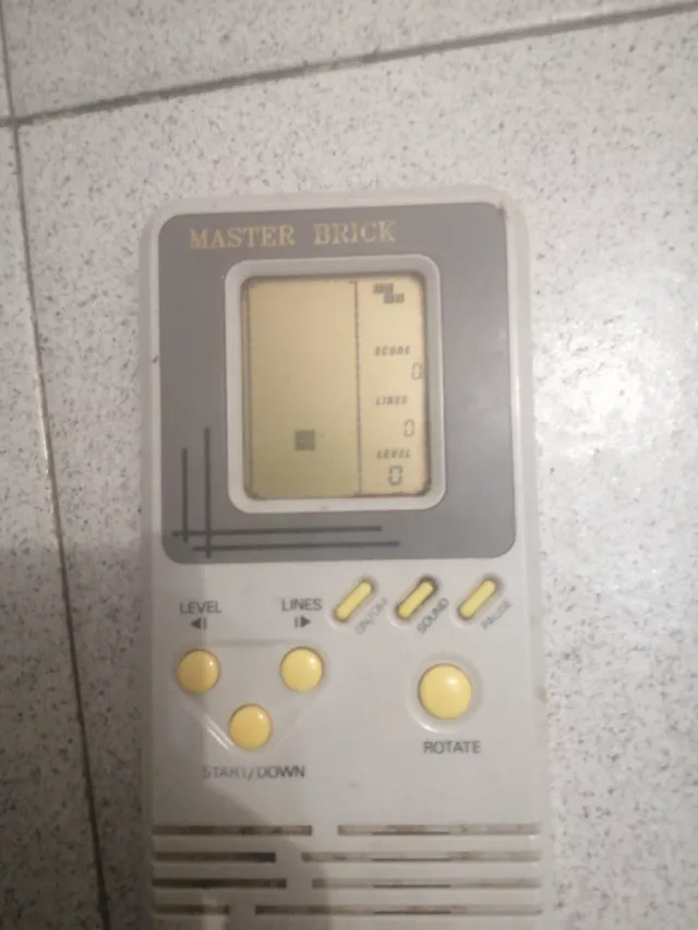 Consola Master Brick