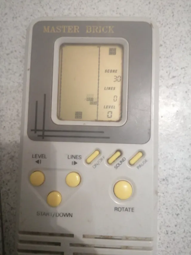 Consola Master Brick