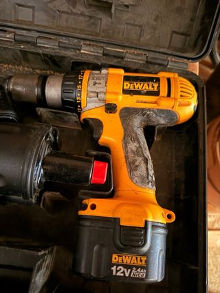 Lote Dewalt Taladro Batería Cargador