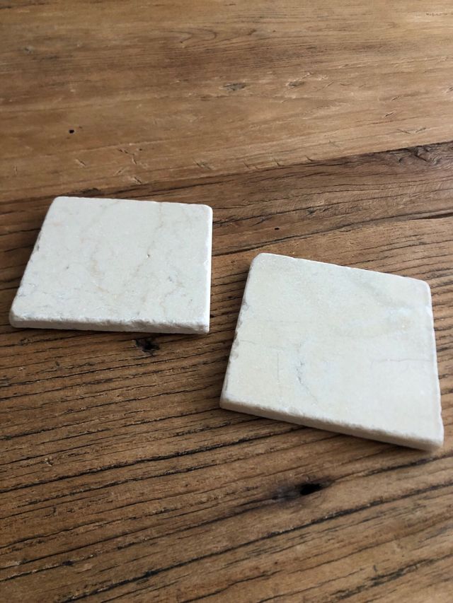 Conjunto de porta-copos de mármore rústico