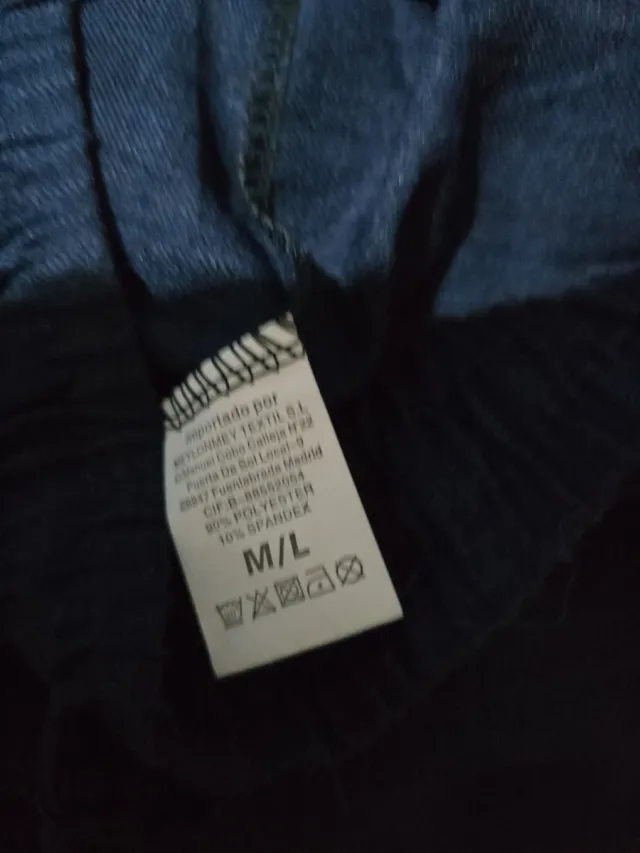 Pantalón azul marino de verano