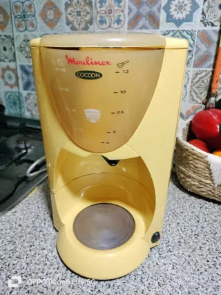 Macchina da caffè Moulinex Cocoon gialla