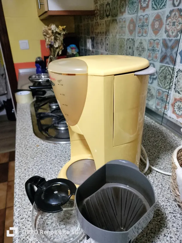 Cafeteira Moulinex Cocoon Amarela