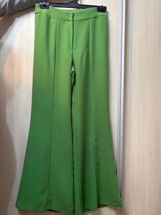 Pantalón campana verde