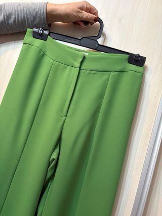 Pantalón campana verde