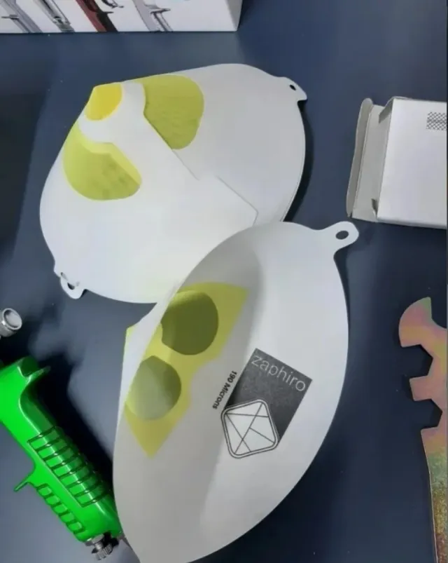 PISTOLA DE PINTAR NUEVA Y ACCESORIOS