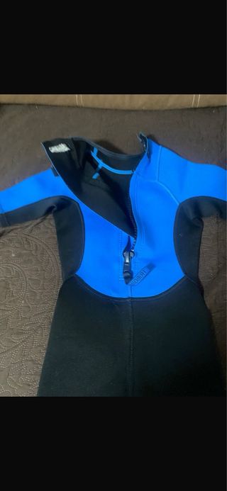 Traje neopreno niño talla 4