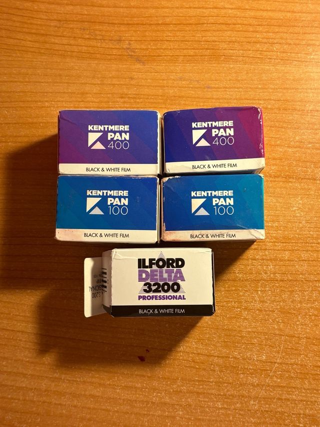 Lote 5 carretes fotografía analógica Ilford Kentme