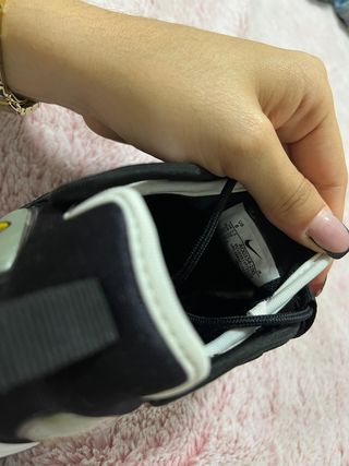 Zapatillas Nike Zoom 2000 Talla 39.