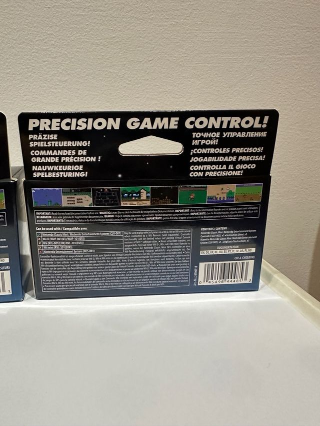 Pacchetto di 2 controller Nintendo Classic Mini