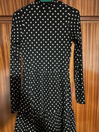 Vestido de mujer con lunares