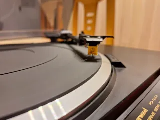 Giradischi Sherwood con testina Audio Technica AT91