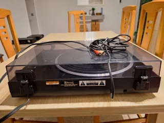 Giradischi Sherwood con testina Audio Technica AT91