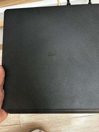 Consola PS4 Negra