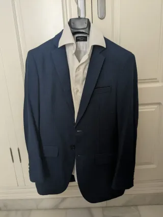 Conjunto traje de chaqueta y camisa