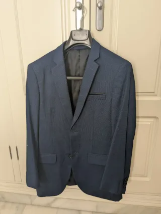 Conjunto traje de chaqueta y camisa