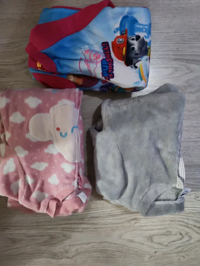 Lote de Roupas de Inverno para Menina 2-3 Anos
