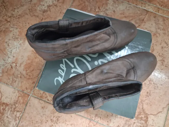 Botines marrones de piel