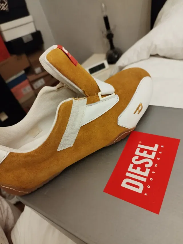 Zapatillas Mujer Diesel Marrones y Blancas