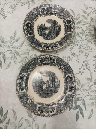 Pareja Platos La Cartuja Beige y Negro