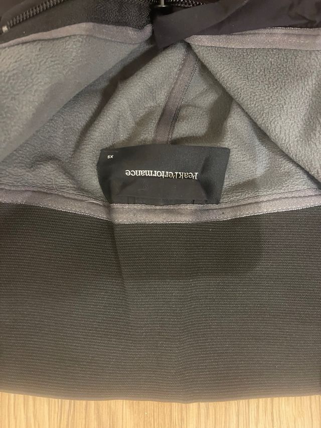 Pantalones Peak Performance Negros Talla M