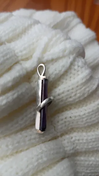 Colgante Plata con Piedra Morada Rectangular