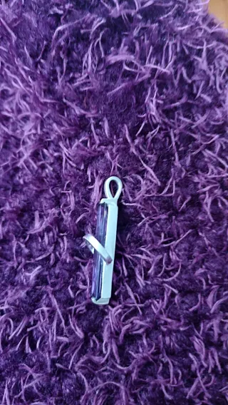 Colgante Plata con Piedra Morada Rectangular