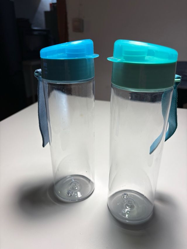 2 Botellas Agua + Molde Cupcakes