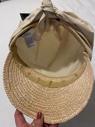 Gorra de rafia y tela beige ajustable