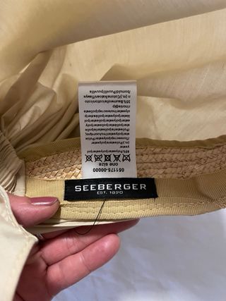 Gorra de rafia y tela beige ajustable