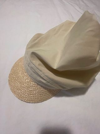 Gorra de rafia y tela beige ajustable