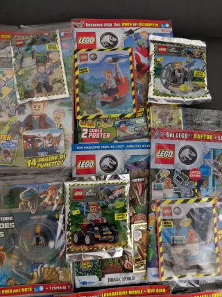Lego Jurassic World Riviste e Gadget