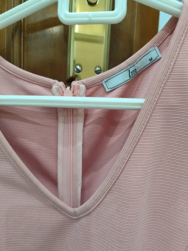 Vestido rosa sin mangas