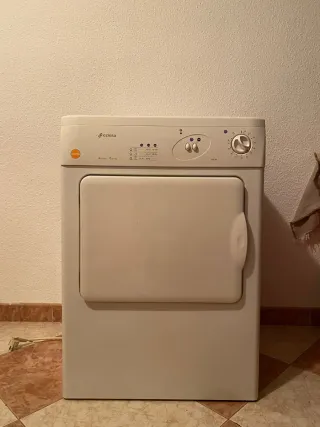 Lavadora Secadora Edesa 30E 6T