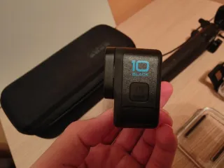 GoPro Hero 10 Black + Accessori
