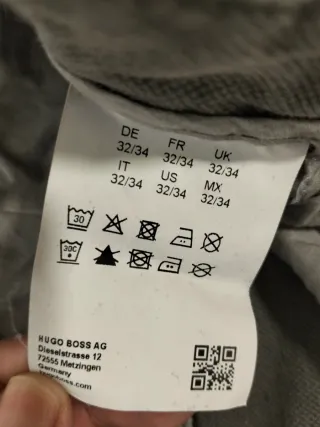 Pantalón hombre Boss Gris talla 32/34