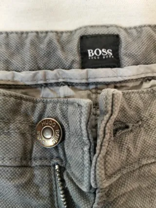 Pantalón hombre Boss Gris talla 32/34