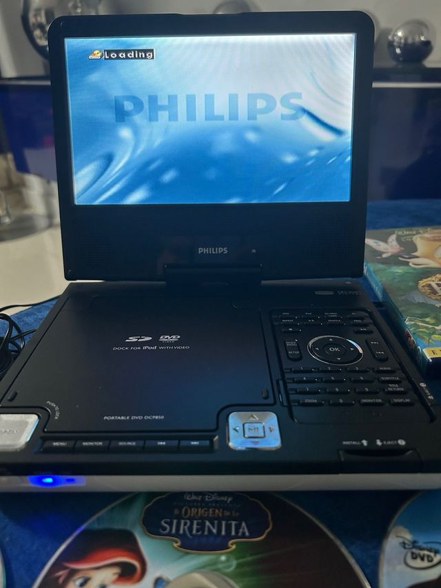 Reproductor DVD Portátil Philips DCP850 +7dvd