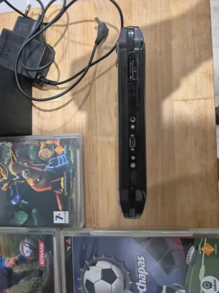 Pacchetto PSP Sony con giochi