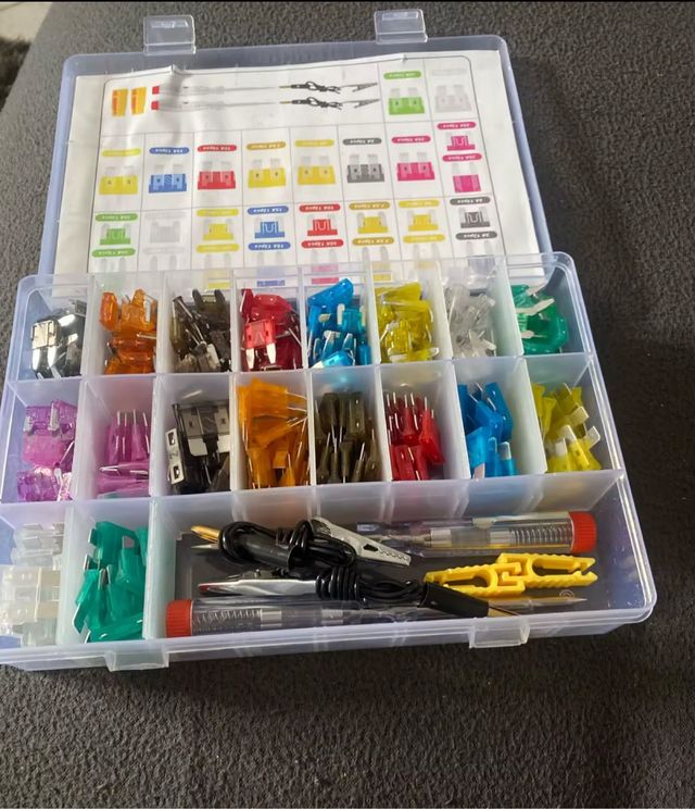 Caja de 306 Fusibles profesional Coche Automotriz