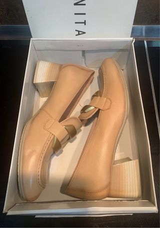 Zapatos Hispanitas mujer beige y dorado